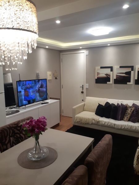 Apartamento 2 dormitórios no bairro Três Vendas