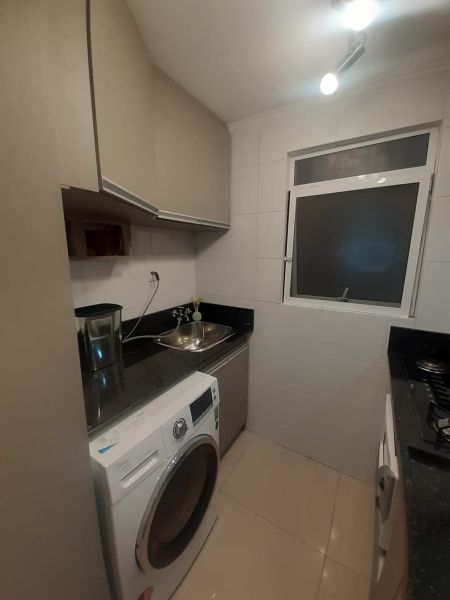 Apartamento 2 dormitórios no bairro Três Vendas