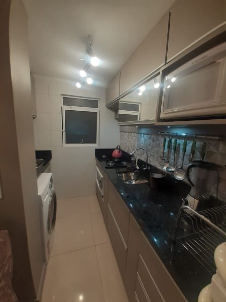 Apartamento 2 dormitórios no bairro Três Vendas