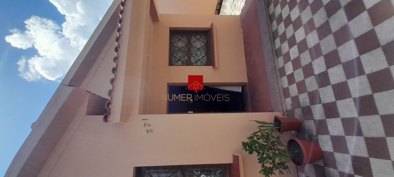 Casa 3 dormitórios no bairro Centro