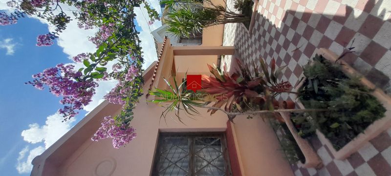 Casa 3 dormitórios no bairro Centro