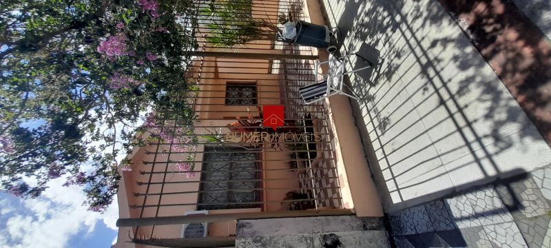 Casa 3 dormitórios no bairro Centro