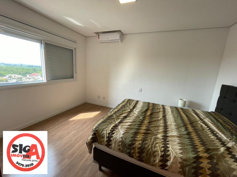 APARTAMENTO MOBILIADO COM 02 VAGAS ESTACIONAMENTO.