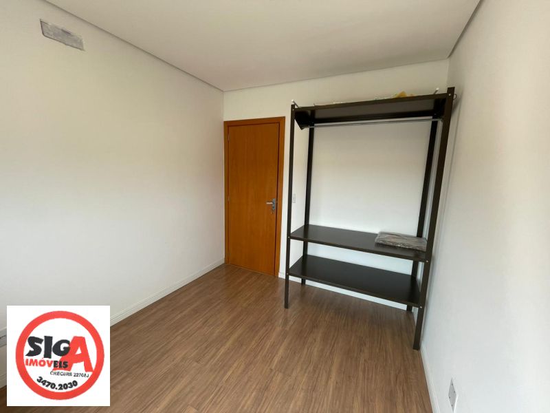 APARTAMENTO MOBILIADO COM 02 VAGAS ESTACIONAMENTO.