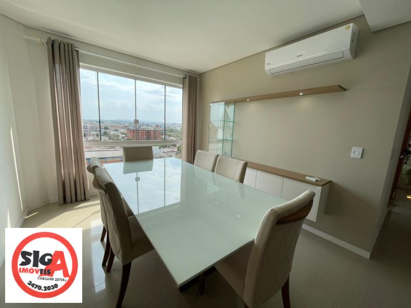 APARTAMENTO MOBILIADO COM 02 VAGAS ESTACIONAMENTO.