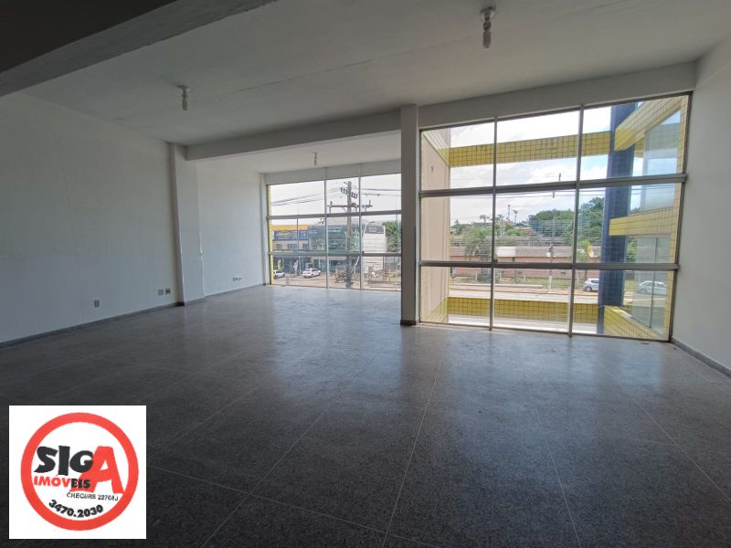 Pr�dio no Parque Florido