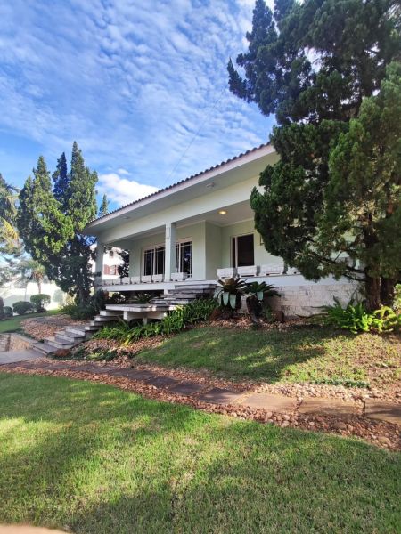 Casa 3 quartos no bairro Sagrada Família