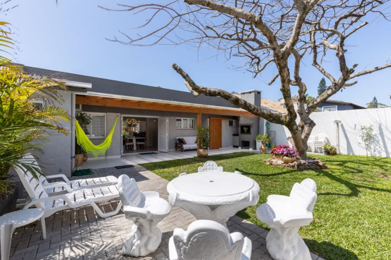 Casa 4 quartos no bairro Atlântida