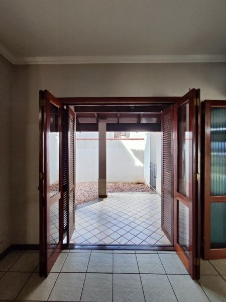 Casa 3 quartos no bairro Jardim do Prado
