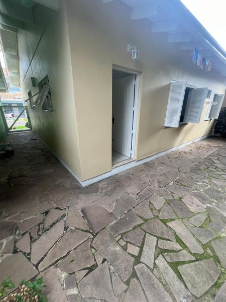 Casa 2 quartos no bairro Nossa Senhora de Fátima