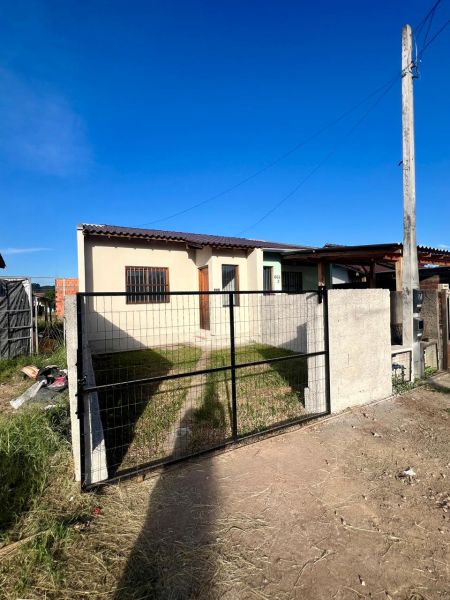 Casa 2 quartos no bairro Mundo Novo