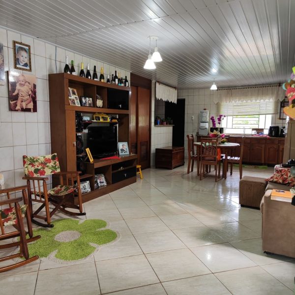 Casa 3 quartos no bairro Santa Rosa