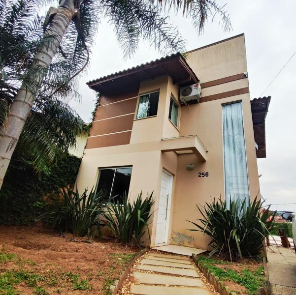Casa 3 quartos no bairro Santa Rosa