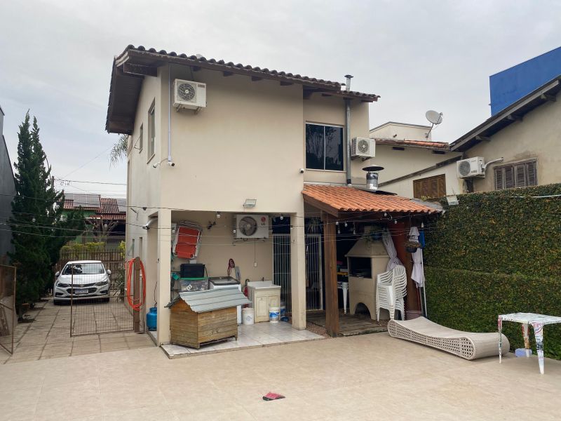 Casa 3 quartos no bairro Santa Rosa