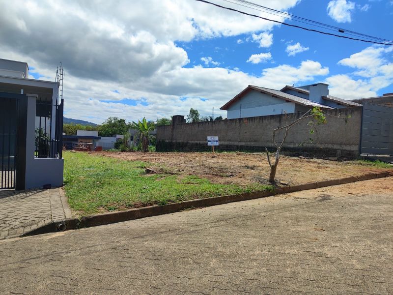 Terreno no bairro Santa Rosa