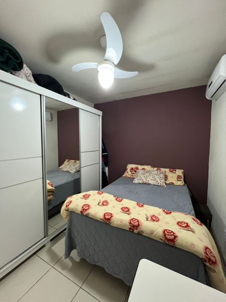 Casa em Condomínio 2 quartos no bairro Santa Terezinha