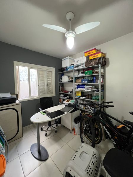 Casa em Condomínio 2 quartos no bairro Santa Terezinha