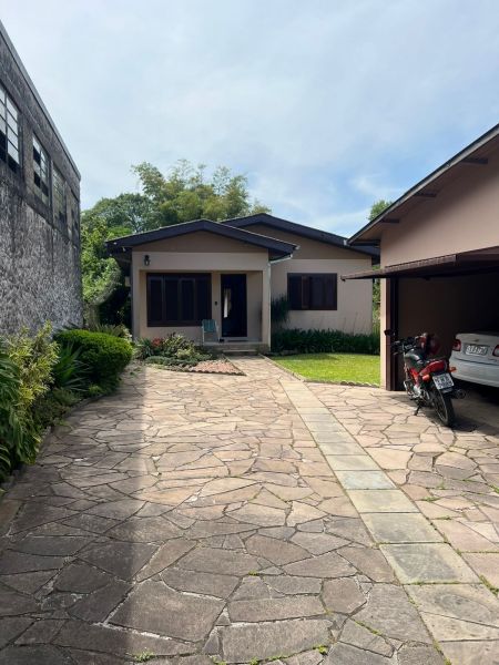 Casa 3 quartos no bairro Santa Rosa