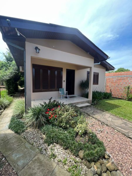 Casa 3 quartos no bairro Santa Rosa