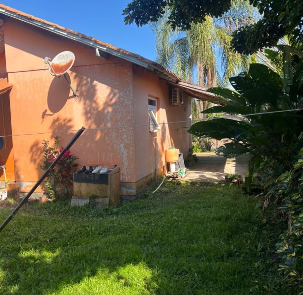 Casa 2 quartos no bairro Santa Rosa