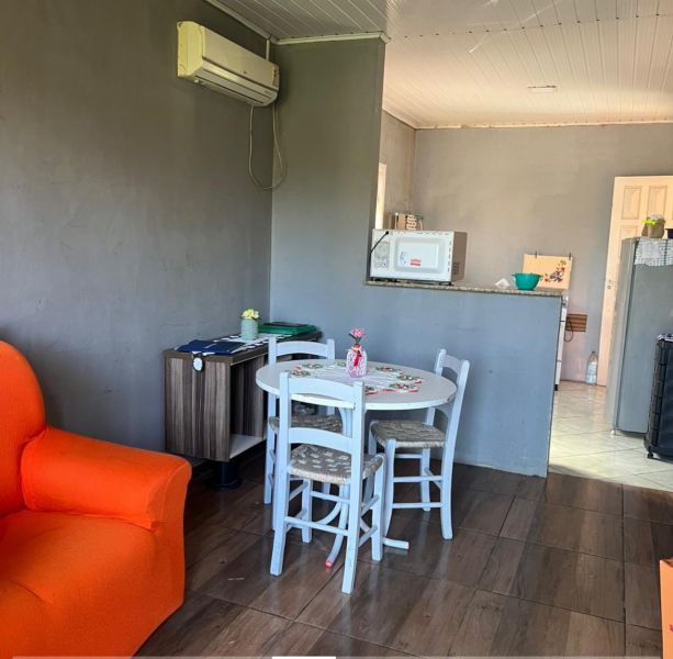 Casa 2 quartos no bairro Santa Rosa