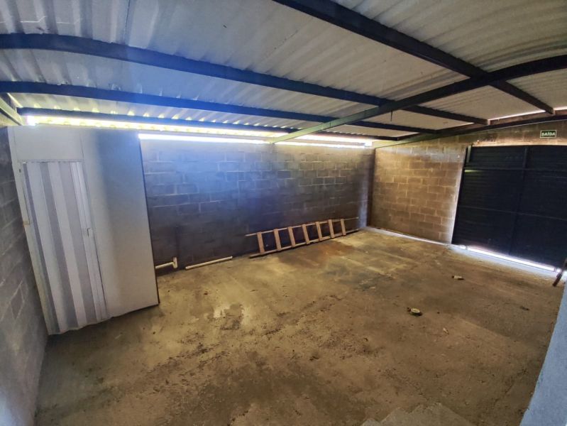 PrÃ©dio no bairro Santa Rosa