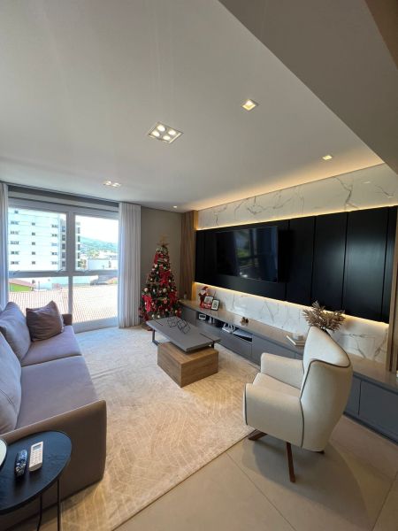 Apartamento 3 quartos no bairro Morro do Leoncio