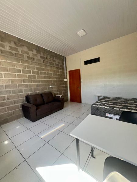 Kitnet no bairro Jardim do Prado