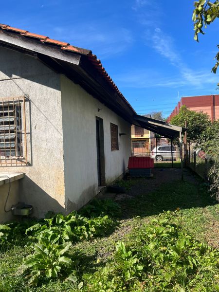 Casa 2 quartos no bairro Centro