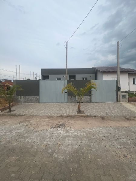 Casa 2 quartos no bairro Ideal