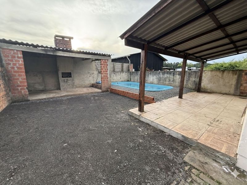 Casa 2 quartos no bairro Santa Rosa