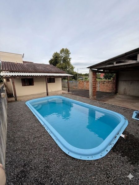 Casa 2 quartos no bairro Santa Rosa