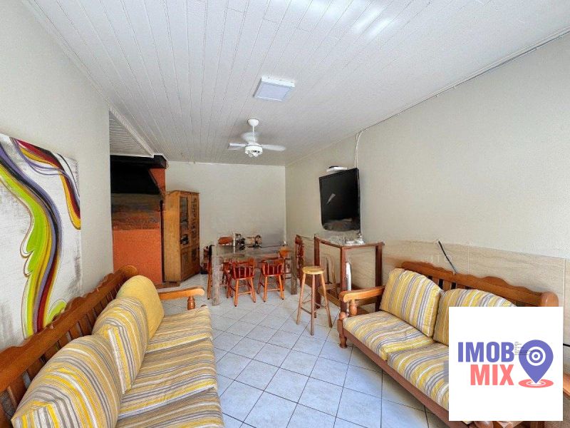 Casa 4 quartos  no Jardim Lindóia