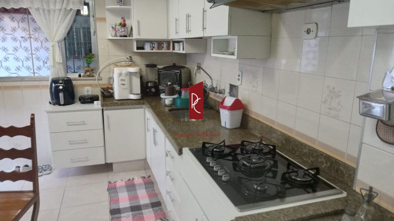 VENDO CASA LINEAR 172m2 3Qtos, Sute, 5 Vagas - Vila da Penha