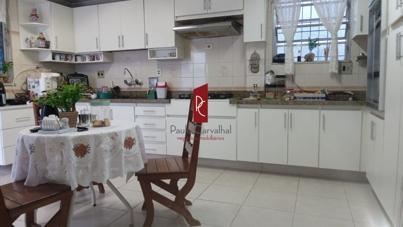 VENDO CASA LINEAR 172m2 3Qtos, Sute, 5 Vagas - Vila da Penha