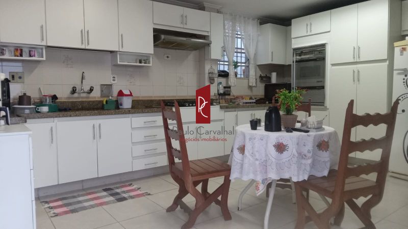 VENDO CASA LINEAR 172m2 3Qtos, Sute, 5 Vagas - Vila da Penha