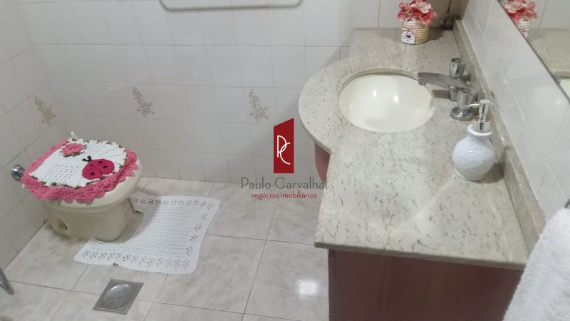 VENDO CASA LINEAR 172m2 3Qtos, Sute, 5 Vagas - Vila da Penha