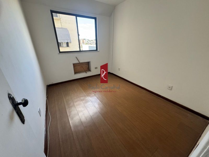 VENDO TIMO APARTAMENTO 2Qtos + DEP completa, 73m2 + VAGA - Vila da Penha