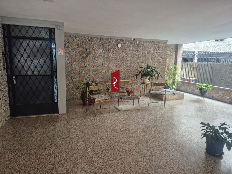VENDO APARTAMENTO de 45m2 + VAGA - Vila da Penha
