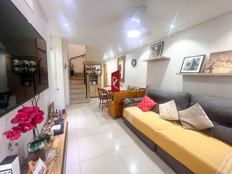 VENDO Maravilhosa COBERTURA Duplex de 3Qtos, Sute + 197m2 - Vila Esplndida
