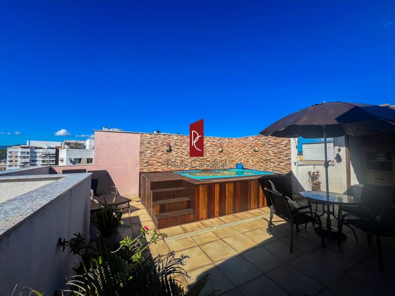VENDO Maravilhosa COBERTURA Duplex de 3Qtos, Sute + 197m2 - Vila Esplndida