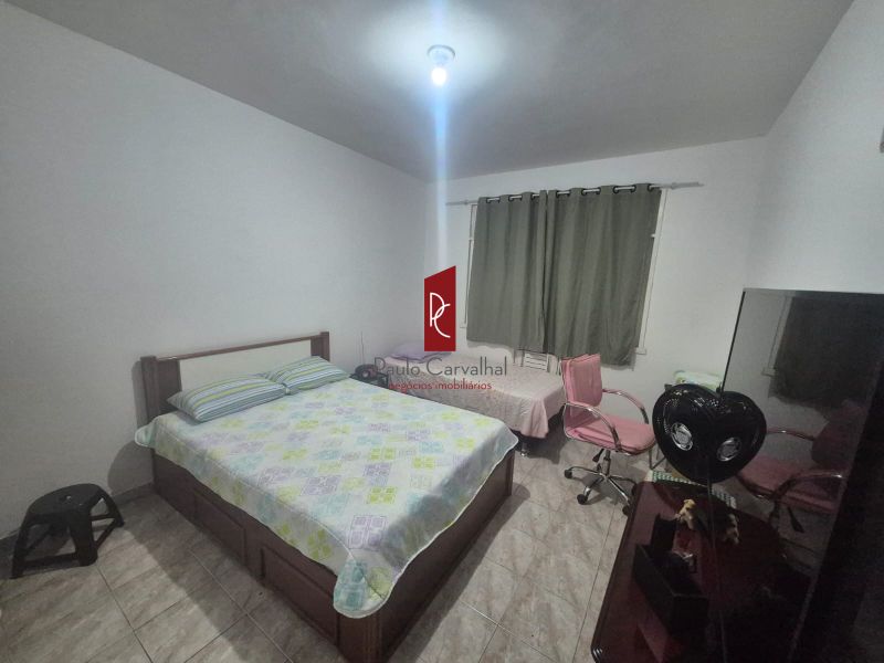 Apartamento Tipo Casa com 2 Quartos e Garagem no Trreo!