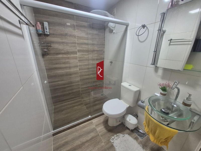 Apartamento Tipo Casa  Venda - 3 Quartos - Iraj - Prximo ao Metr