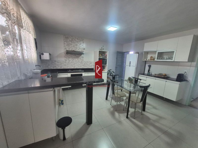 Apartamento Tipo Casa  Venda - 3 Quartos - Iraj - Prximo ao Metr