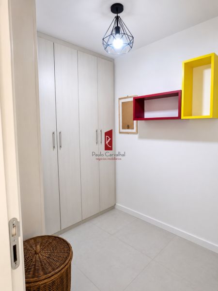 EXCELENTE LOCALIZAÇÃO, APARTAMENTO MUITO NOVO COM 2 QUARTOS