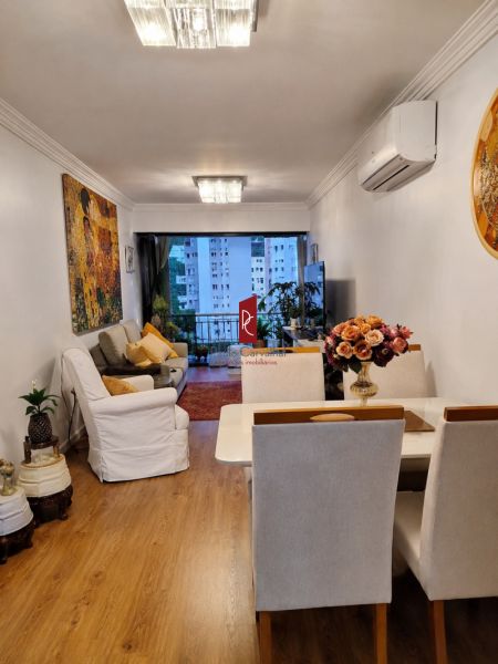 EXCELENTE LOCALIZAÇÃO, APARTAMENTO MUITO NOVO COM 2 QUARTOS