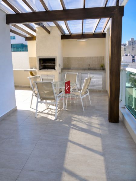 EXCELENTE LOCALIZAÇÃO, APARTAMENTO MUITO NOVO COM 2 QUARTOS