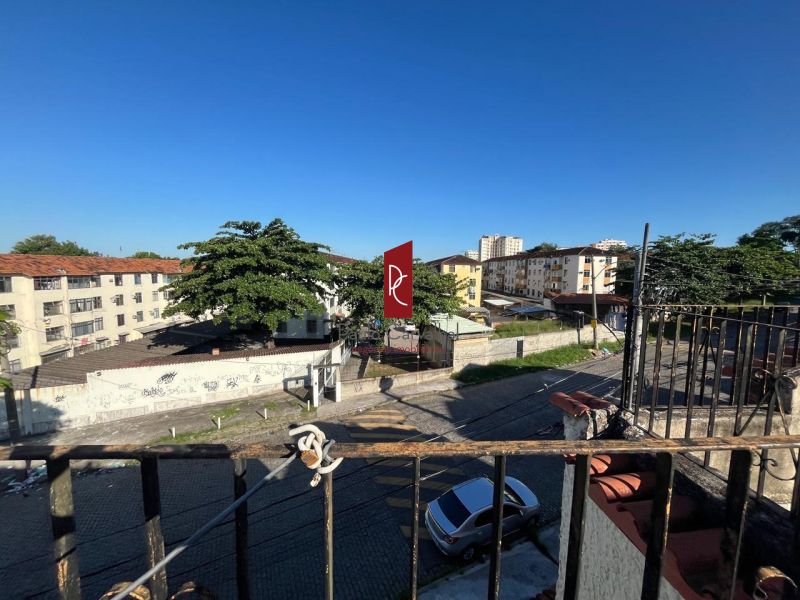 EXCELENTE CASA NA PENHA-CONFORTO, ESPAÇO E LOCALIZAÇÃO