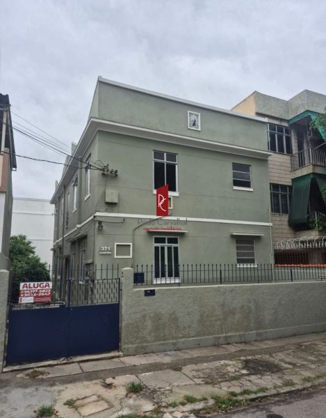 APARTAMENTO DE FRENTE PARA A RUA NA VILA DA PENHA