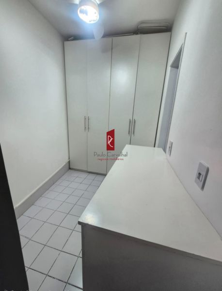 APARTAMENTO DE FRENTE COM 80 m² ,2 QTS, DEPENDÊNCIA COMPLETA E VAGA DE GARAGEM
